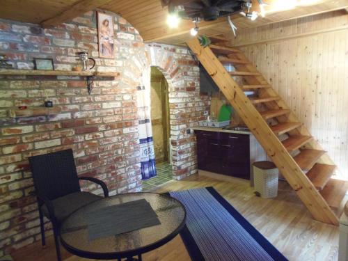 Dīva (Diva) in Pavilosta