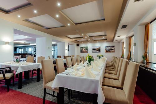 Restorāns, Hotel ALTIS in Štefanov nad Oravou