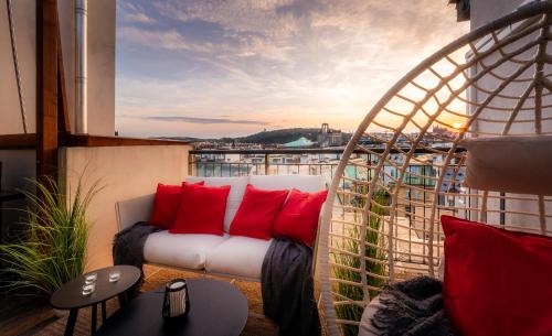 A/C LUX Rooftop APT 6BR+3.5Bath Wenceslas square, Prague (photo 4)