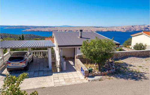 Stunning Apartment In Stinica With Wifi