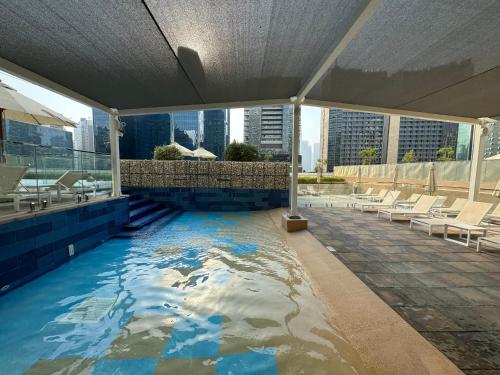 Burj Khalifa View Apartment, Дубай (фото 7)