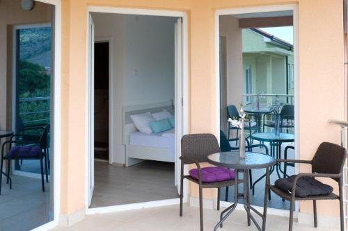 Apartment Trebinje - image 10