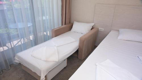 Hotel Alis – Eforie Nord, CA