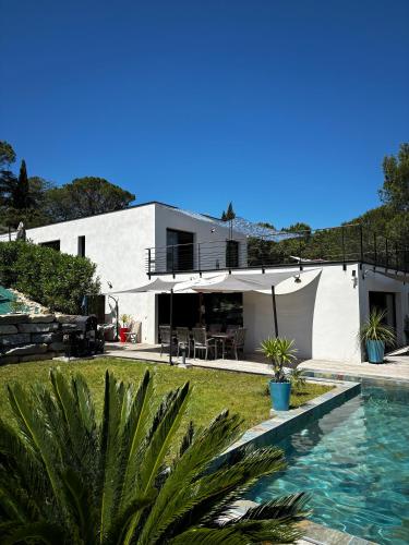 Villa Yéline - Moderne et Spacieuse