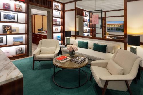 Junior Suite image 2