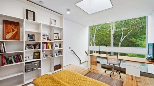 Villa Spectrum Luxury Villa with Pool & Outdoor Shower in East Hampton in Springs (NY)