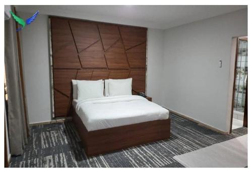 . Lia Hotel