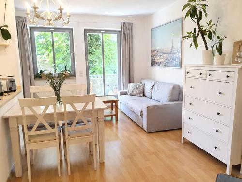 Two room Apartment in Dresden Neustadt with balcony, Drážďany