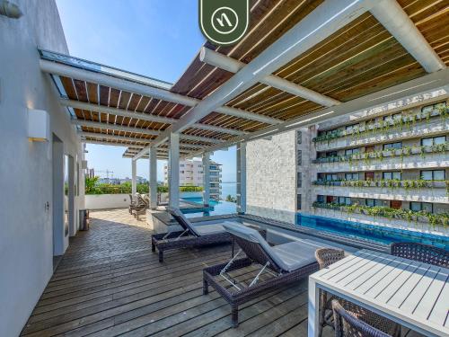 New 1 BR Condo - Oceanview Pool - 2 min to Beach in Bucerías, Mexico