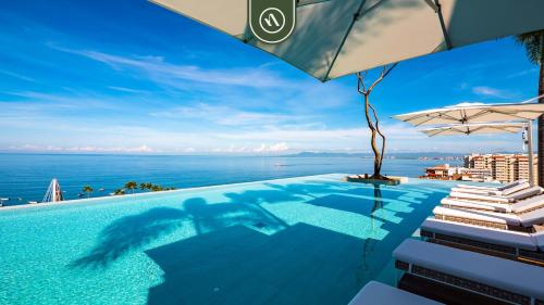 Luxury 1 BR Condo in Pier 57 - Infinity Pool in Puerto Vallarta, Mexico