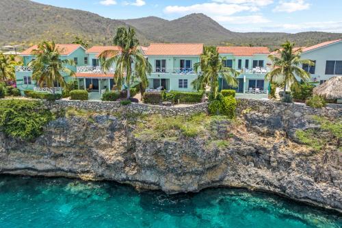 Lagoon Ocean Resort