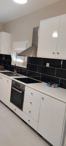 Kitchen, Villa DELTUS - Cozy Holiday Home near Gortyna in Agia Varvara