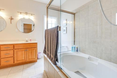 Spacious Frankfort Retreat on Bourbon Trail! in แฟรงค์ฟอร์ต (KY)