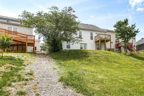Spacious Frankfort Retreat on Bourbon Trail! in แฟรงค์ฟอร์ต (KY)