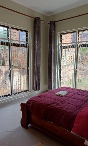 . Iguana Lodge & Spa