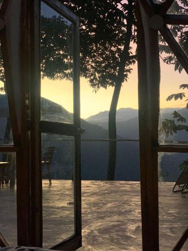 Double Room with Balcony image 10