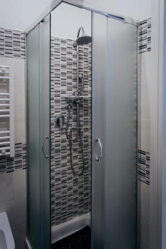Double or Twin Room image 7