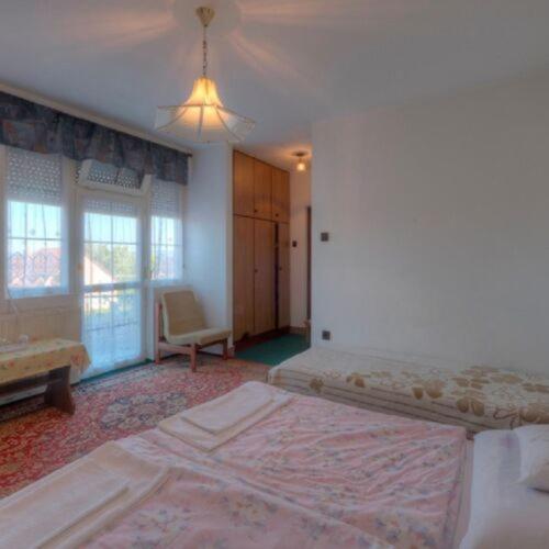 Nádas Hotel – Balatonlelle, AZ