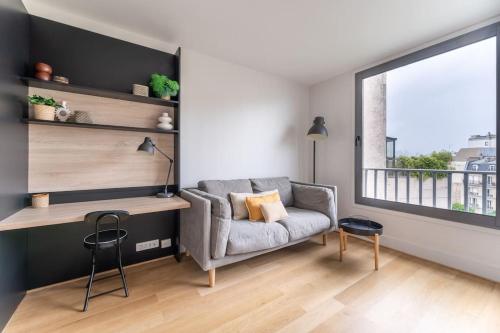 Élégant Appartement Vue Sublime sur Paris - main image