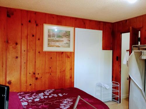 1 queen bed
