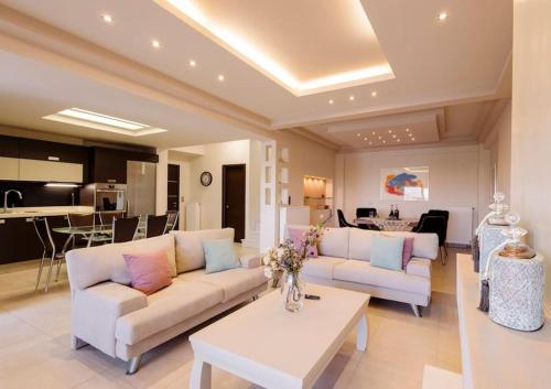 Stironas Villa in Nikos Kazantzakis