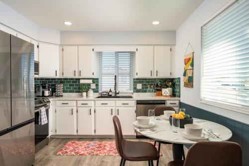 مطبخ, Denver Emerald - Close to Red Rocks, Arvada & Downtown in Regis