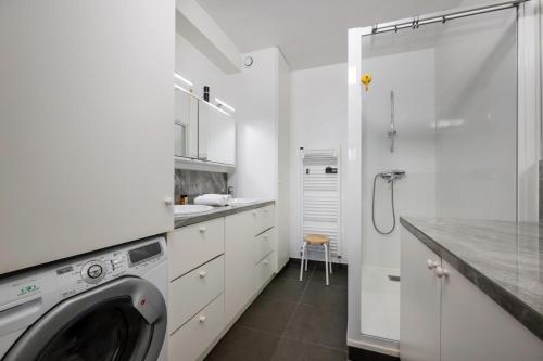 Veeve - Double Height Delight - image 14