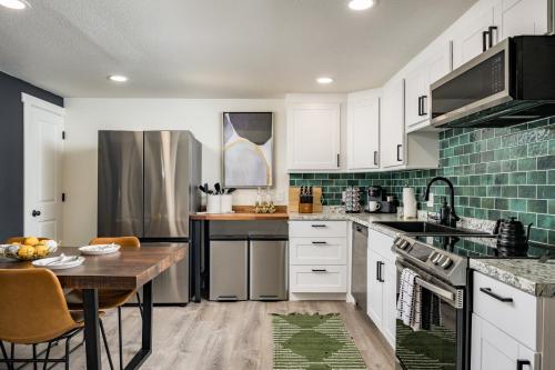 مطبخ, Denver Emerald - Close to Red Rocks, Arvada & Downtown in Regis