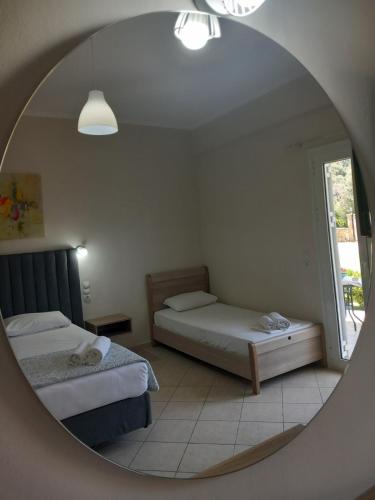 NIKOS DIMAS STUDIOS NIKOS DIMAS STUDIOS