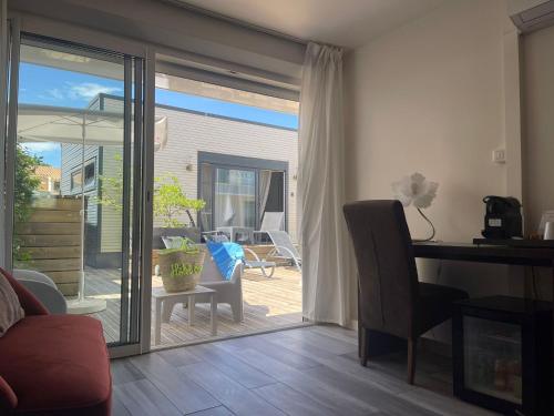 balkon/terras, Hôtel Eve Cap d'agde Village Naturiste (Hotel Eve Cap d'agde Village Naturiste) in Agde