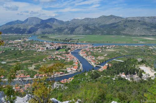 外部景觀, Family House Bubalo in 柯普新