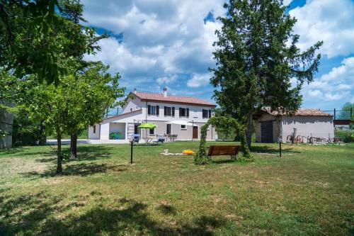 Casale Passalacqua Pesaro by Yohome