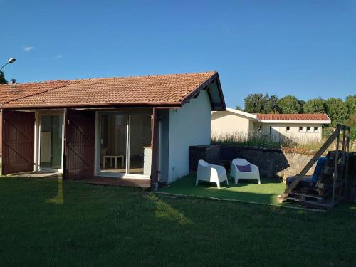 Logement Nature Plages Forêts (Logement Nature Plages Forets) in Levignacq