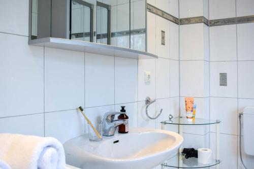 Apartment image 10