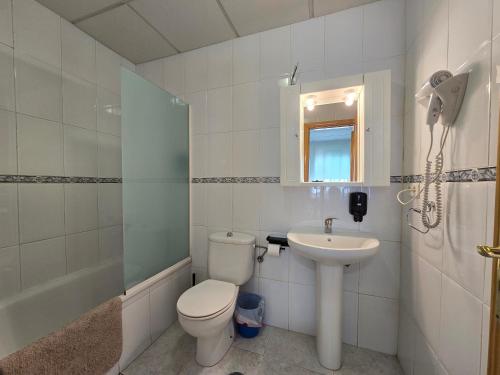  Hostal Alfil in Cazalegas