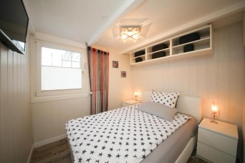 Bungalow image 10