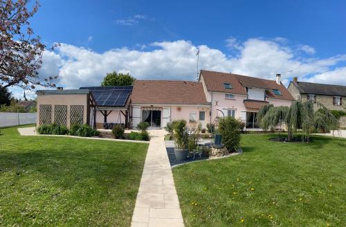 Une parenthèse fleurie BnB Mercey