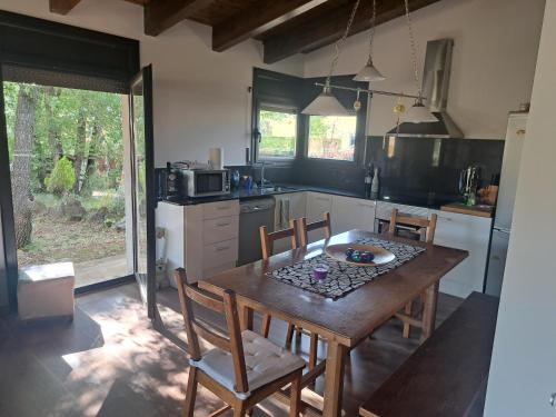 Konyha, La casa del pi in Hortoneda