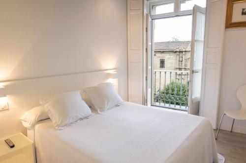 Hotel Montes Room Type - Junior Suite with Balcony