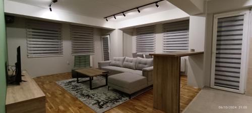Spacious, Modern Apartment with a Great View, Skopje (fotografie 5)