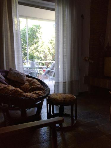 The Lemon House by The Sea in Аджія Апостолі