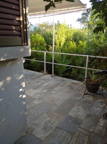 Балкон, The Lemon House by The Sea in Аджія Апостолі