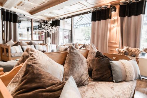 Bar/lounge, Hotel Club Le Cret in Morzine