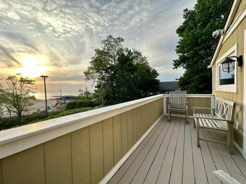 Dunes Beach House: Hot Tub and Steps to Beach in Rocky Point, USA