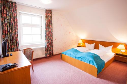 2 queen beds