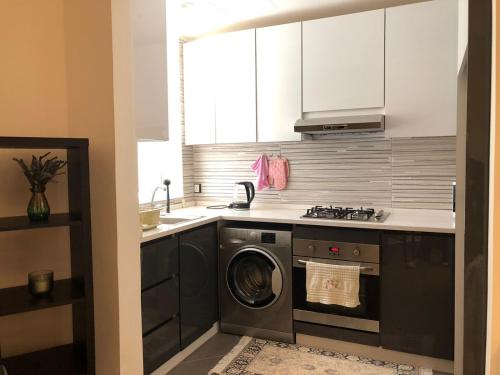 Luxury 1 BR Apt DAMAC Abdali - image 10