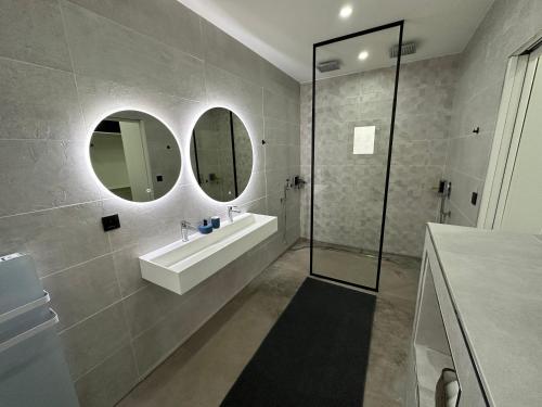 衛浴, Villa Noam Haut Standing 220m2 in 博瓦桑
