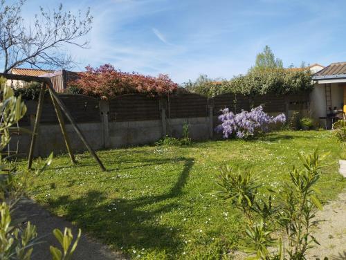 Dārzs, Chambres dans maison proche Nantes et Vallet in Le Landreau