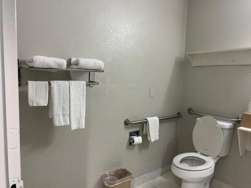 Motel 6 Tulsa OK Airport - image 12
