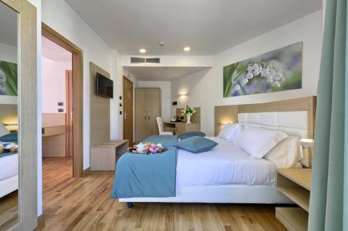 Ginevra Palace Hotel, Rome (photo 6)